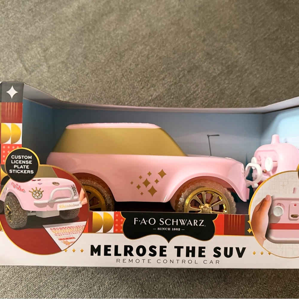 FAO Schwarz Melrose the SUV - Pink and Gold Remote Control Car